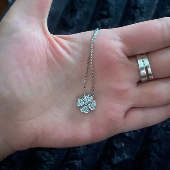 Sterling Silver Four-Leaf Clover Zirconia Pendant Necklace - Picture 4 of 8